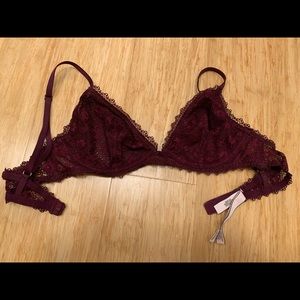 Victoria’s Secret Bralette - Size S - NEVER WORN